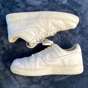 Women's AirForce 1 / Used / US 10
